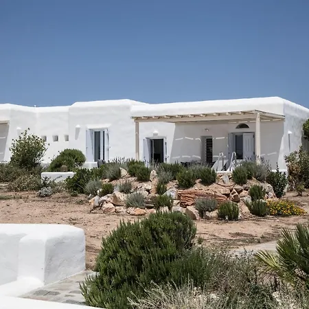 The Collection * Santa Maria (Paros)