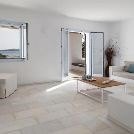 The Collection * Santa Maria (Paros)